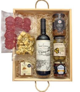 Box Saint Felicien: Malbec de Tradición + Selección Gourmet de Campo & Mar